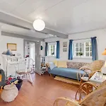 Prázdninový dům 3 Bedroom Stunning In *